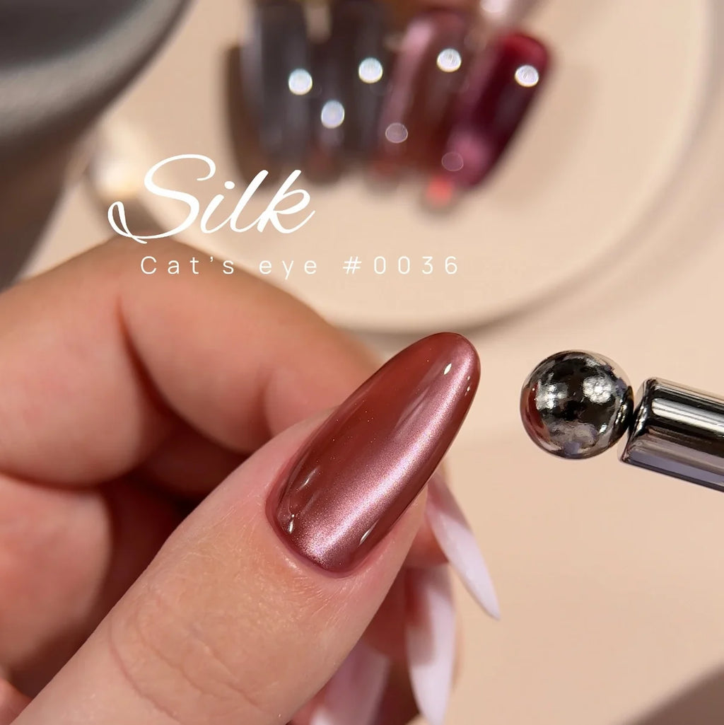 Color Gel Polish DNKa' 12 ml Cat's Eye #0036 - Silk - aplicación