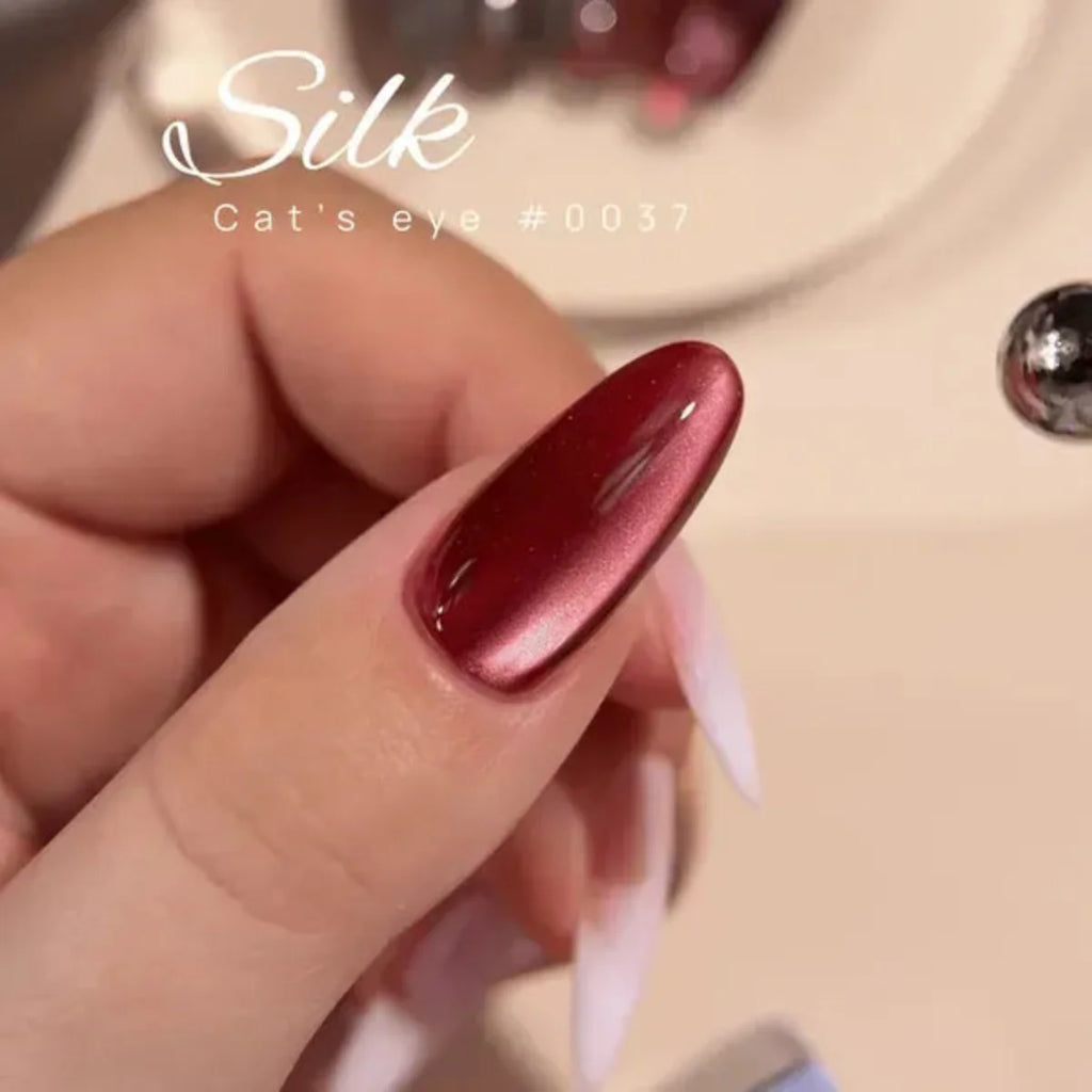 Color Gel Polish DNKa' 12 ml Cat's Eye #0037 - Silk - aplicación
